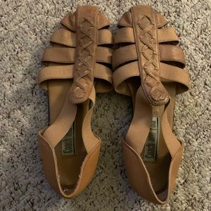 Coach and four shoes